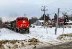 CN 4772 leads 559 at MP126.13